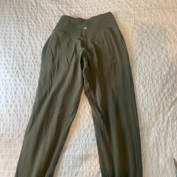 Lululemon Women's High Rise Align Joggers - Picture 1 of 7